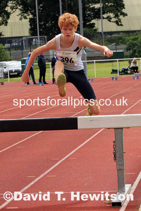 Mens under-17s 1500 metres steeplechase, 2023 Northern Under-13s, Under-15s and Under-17s, Middlesbrough.  Photo: David T. Hewitson/Sports for All Pics